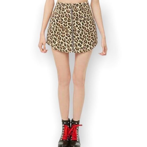 Forever 21 Leopard Print Denim Zip Up Mini Skirt Size Small - Picture 12 of 12